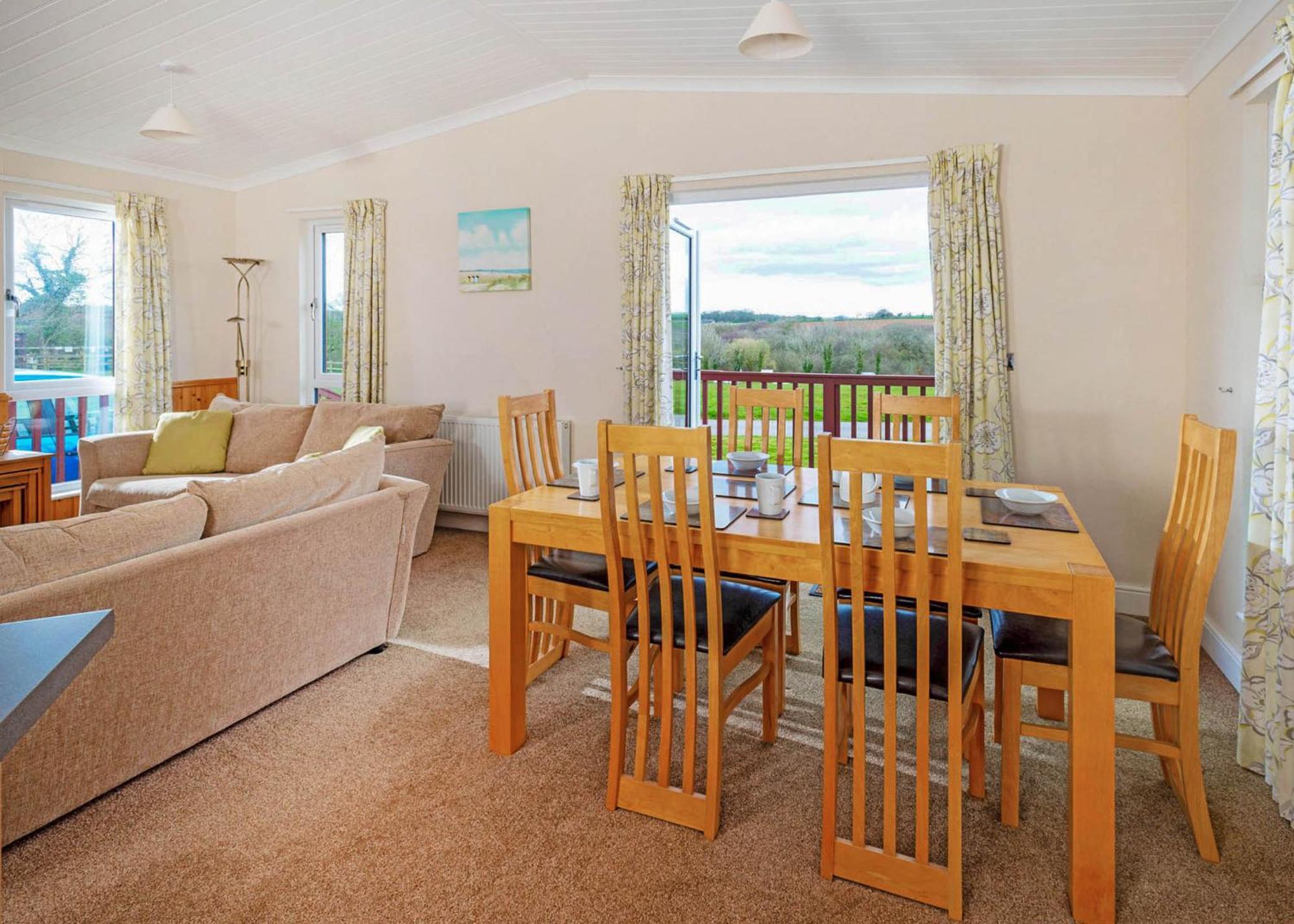 Meadow Lakes Holiday Park St Austell Bilik gambar